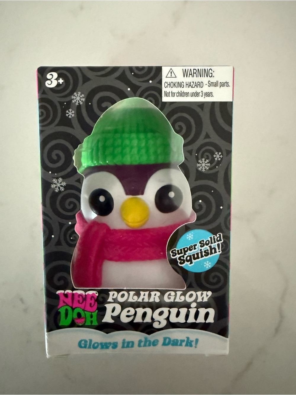 Needoh polar glow penguin